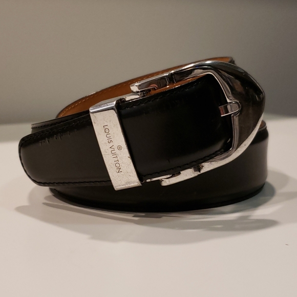 Louis Vuitton Classic Leather Belt - Picture 1 of 10